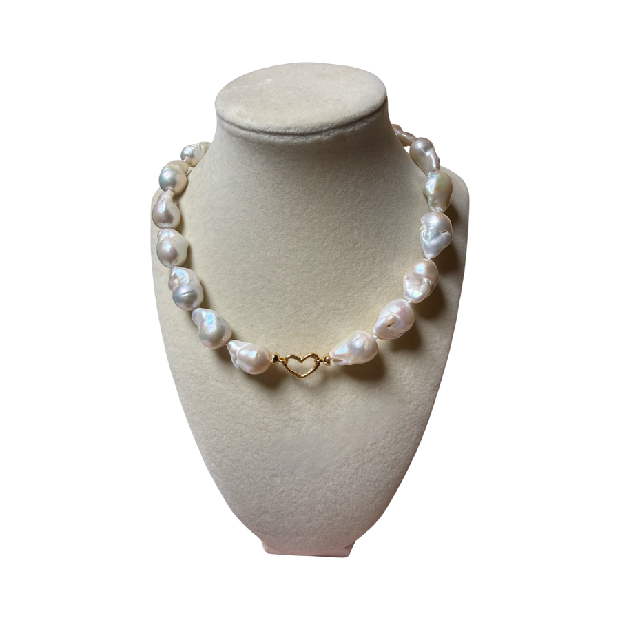 NATURAL BAROQUE PEARL NECKLACE