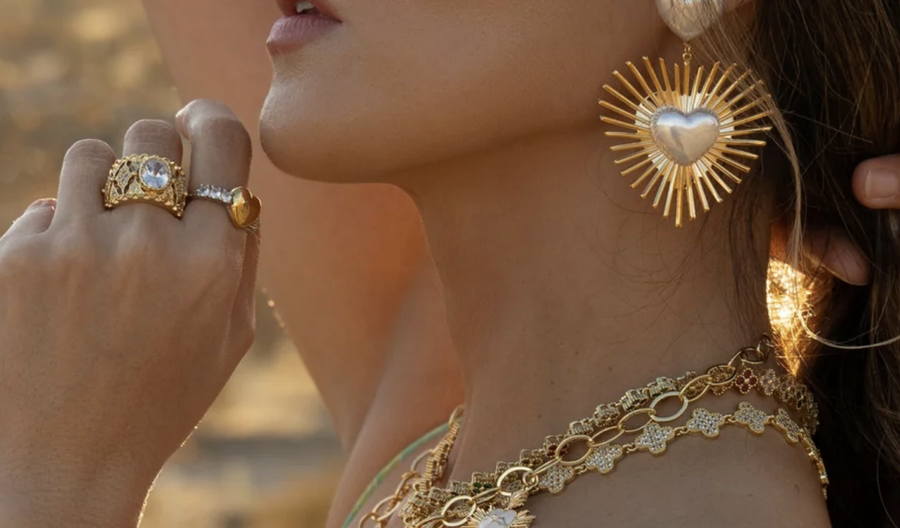 RADIANT PEARL EARRING